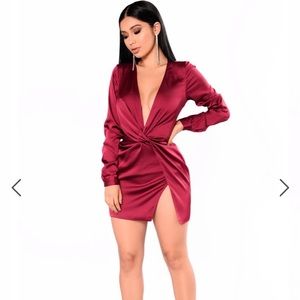 Fashion Nova Burgundy dress